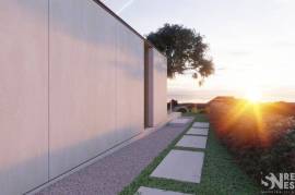 Luxury villa (under construction)