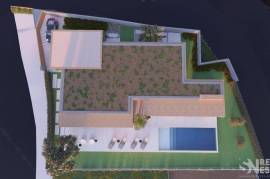 Luxury villa (under construction)