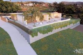 Luxury villa (under construction)