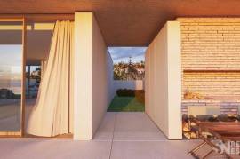 Luxury villa (under construction)