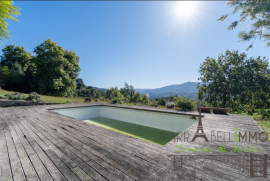 6 bedroom family property, 546 m2 on 10,000 m2 of land, with swimming pool and open views, Minho, Braga, Brunhais