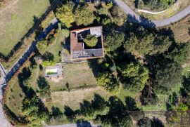 T6 family property, 546 m2 on 10,000 m2 / land, swimming pool and open views, Minho, Braga, Brunhais