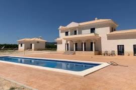 4 Bedrooms - Villa - Alicante - For Sale - N7759