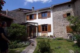 HAUTE VIENNE - Lovely stone hamlet house ideal holiday home.