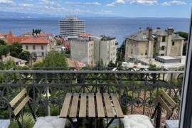 OPATIJA, CENTER - large apartment in an Austro-Hungarian villa with parking and a terrace for long-term rent