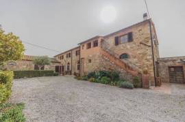 Farmhouse/Rustico - Suvereto. Typical Tuscan rustico in a quiet location