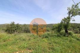Ruin with plot of land 3382m2