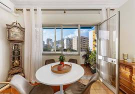 Spacious 2 bedroom apartment with lots of light - Portimão
