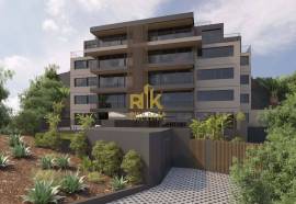 2+1 bedroom penthouse with private pool and sea view