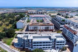 Tavira town centre contemporary 4 bedroom penthouse apartments