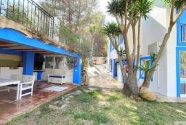 INDEPENDENT HOUSE WITH POOL IN JESÚS, IBIZA