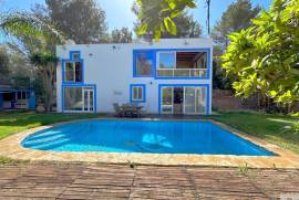 INDEPENDENT HOUSE WITH POOL IN JESÚS, IBIZA