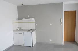 Flats / Apartments for rent - 1 room - 23 m2 - PLOERMEL - (56800)