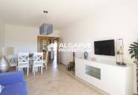Pleasant 2 bedroom apartment near the beach between Vilamoura & Albufeira, Algarve