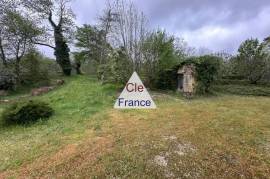 Detached Country House with Garden
