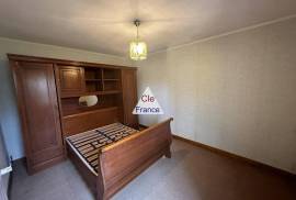 Detached Country House with Garden