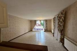 Detached Country House with Garden