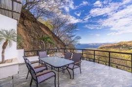 Villa Gemelas: An Exquisite Luxury Ocean View Duplex in Playa Ocotal, Costa Rica