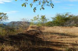 Lot 22B Pacific Heights, Playa Potrero!: Views, nature, privacy, water and building permit!