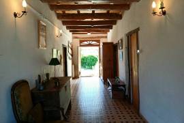 Charming villa - exceptional location with mountain views