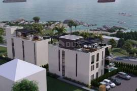 ZADAR, SUKOŠAN – Luxuriöses Apartment mit Swimmingpool im Bau, 1. Reihe zum Meer CS02