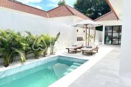 Elegant Furnished Leasehold Villa with Tranquil Surroundings in Pecatu