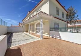 Semi-detached house in Casais de São Jacinto (Coto)