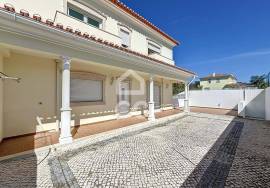 Semi-detached house in Casais de São Jacinto (Coto)