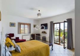 Incredible 5 Bedroom Villa with Pool, Vale da Telha