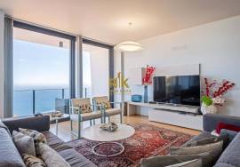 3 bedroom villa with pool and sea view