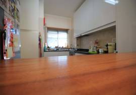 2 bedroom apartment with garage and swimming pool