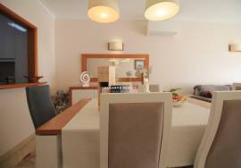 2 bedroom apartment with garage and swimming pool