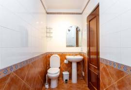 2 bedroom apartment inserted in the prestigious condominium with swimming pool Aldeamento do Moinho in Porches