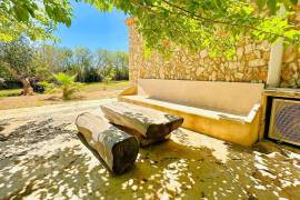 FINCA WITH POOL IN SANTANYÍ, MALLORCA