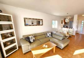 INDEPENDENT HOUSE WITH TOURIST LICENSE IN CALA MURADA, MALLORCA