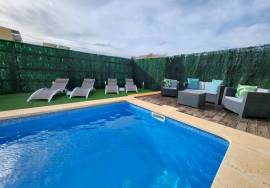INDEPENDENT HOUSE WITH TOURIST LICENSE IN CALA MURADA, MALLORCA