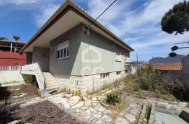 House for sale in Marinha Grande