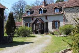 6 Bedrooms - House - Limousin - For Sale