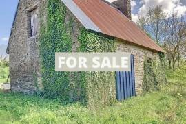 Barn to Renovate in the Countryside
