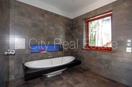 Detached house for sale in Jurmala, 289.00m2