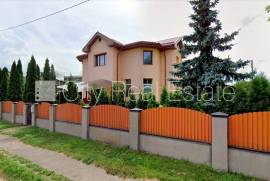 Detached house for rent in Riga, 340.00m2