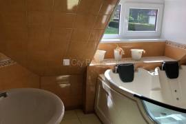 Detached house for sale in Riga district, 236.00m2