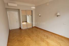 Apartment for rent in Riga, 157.60m2