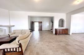 5 Bedroom Massive Villa - Tsada, Paphos