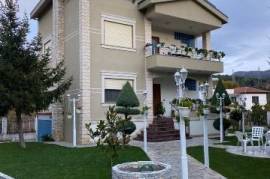 Villa for sale in the village 30 minutes from the center of Tirana