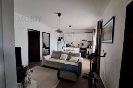 Investment Building in Casal de Cambra