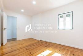 250k T2 Renovated Lisbon Historic Zone - A Rare Find