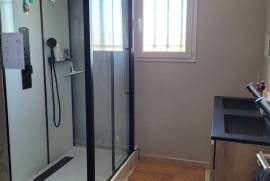 Impeccable Villa, Including Independent Studio And Office