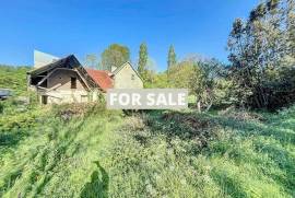 Barn to Restore in Rural Location