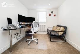 4 bedroom, Terraced House for sale